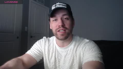 Snapshot of robknocks chatting on 03.17.26 Rob Knocks online show from 03.17.26