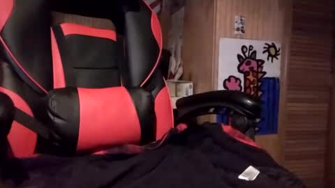 Snapshot of robonuts2004 chatting on 01.11.25 Robo Nuts online show from 01.11.25