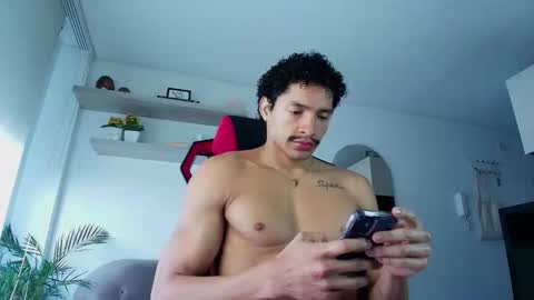 roby_millerr online show from 11.08.25