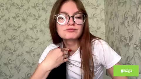 robynsentinella online show from 12.15.25