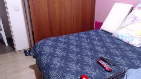 Rochelle online show from 02.06.25