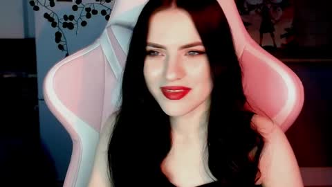 Sophie  online show from 12.13.24