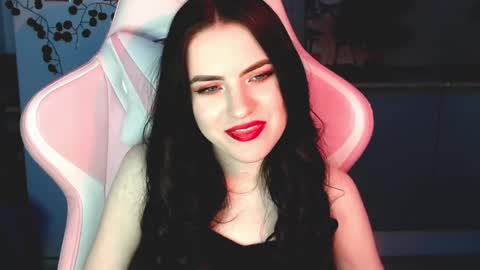 Sophie  online show from 12.21.24