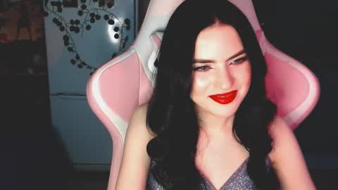 Sophie  online show from 12.31.24