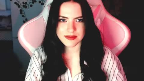 Sophie  online show from 01.10.25