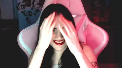 Sophie  online show from 01.25.25