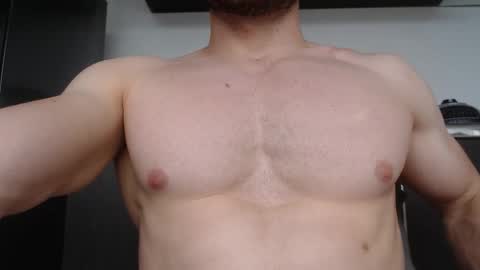 rocky muscle online show from 11.19.25