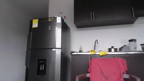 rocky muscle online show from 12.13.25