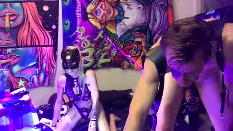 Snapshot of rod77knee chatting on 12.26.24 rod77knee online show from 12.26.24