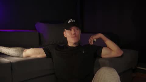 MY NAME  CAN SEE ALL MY CUM VIDEO BUY FAN SUB. online show from 12.21.25