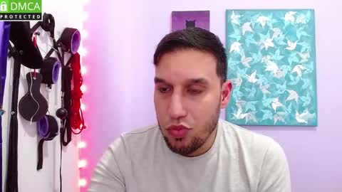 Thiago independent model online show from 11.16.25