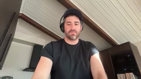 Roger Sterling online show from 05.05.26