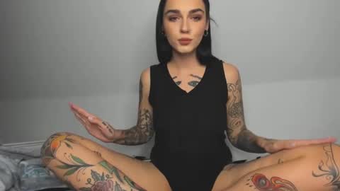 Snapshot of rokiinbaby chatting on 12.04.24 rokiinbaby online show from 12.04.24