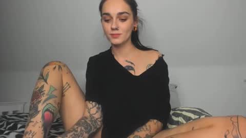 Snapshot of rokiinbaby chatting on 01.15.25 rokiinbaby online show from 01.15.25