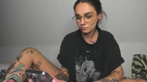 Snapshot of rokiinbaby chatting on 01.21.25 rokiinbaby online show from 01.21.25