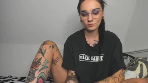 Snapshot of rokiinbaby chatting on 01.26.25 rokiinbaby online show from 01.26.25