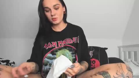 Snapshot of rokiinbaby chatting on 01.06.26 rokiinbaby online show from 01.06.26