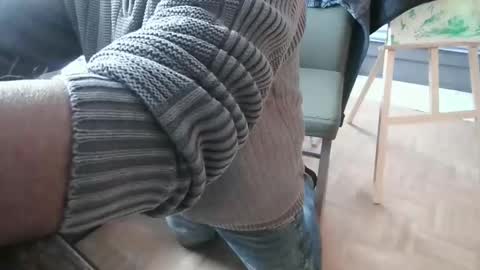 Snapshot of rolandloser1000 chatting on 02.13.26 rolandloser1000 online show from 02.13.26