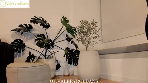 Valery Roldans online show from 03.11.25