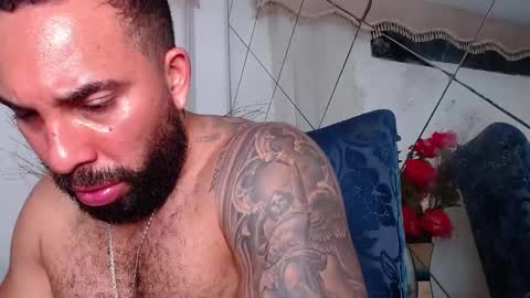 Snapshot of roman_muscle_ chatting on 01.09.25 Roman online show from 01.09.25