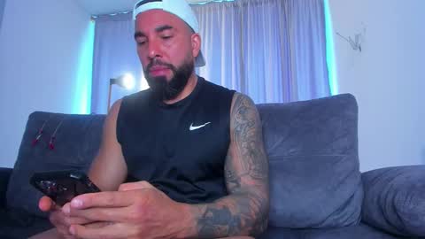 Snapshot of roman_muscle_ chatting on 02.19.26 Roman online show from 02.19.26