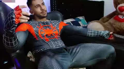 Roman online show from 11.24.25