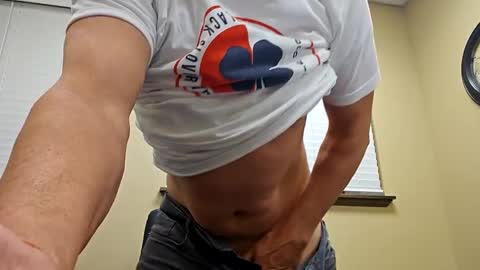 Snapshot of romanteeks chatting on 01.03.25 romanteeks online show from 01.03.25