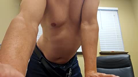 Snapshot of romanteeks chatting on 02.18.25 romanteeks online show from 02.18.25