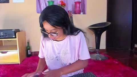 Is A Belle online show from 12.22.24