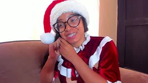 Is A Belle online show from 12.24.24