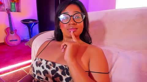 Is A Belle online show from 02.12.25