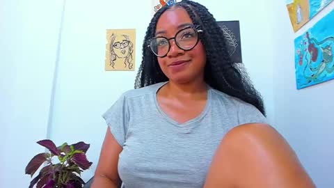 Is A Belle online show from 02.27.25