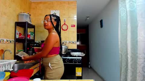 Is A Belle online show from 10.16.25