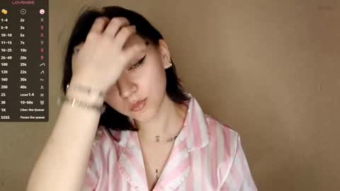 Snapshot of romeliahastert chatting on 10.19.25 Anica online show from 10.19.25