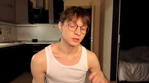 Snapshot of romeo_mercy chatting on 09.10.25 Romeo online show from 09.10.25