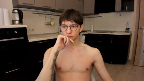 Snapshot of romeo_mercy chatting on 11.29.25 Romeo online show from 11.29.25