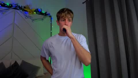 Romeo Ricci online show from 12.20.25