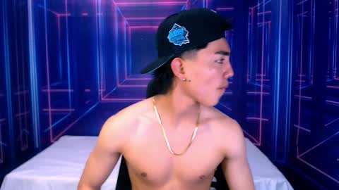 Snapshot of romeomillerr chatting on 10.27.25 Romeo online show from 10.27.25