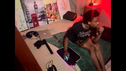 romeotyn online show from 02.17.25