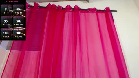 Romina Fiore  online show from 02.14.25