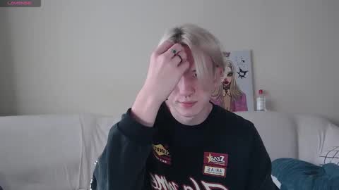 Snapshot of ron_vilss chatting on 09.25.25 Ron online show from 09.25.25