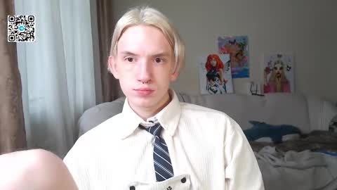 Snapshot of ron_vilss chatting on 10.14.25 Ron online show from 10.14.25