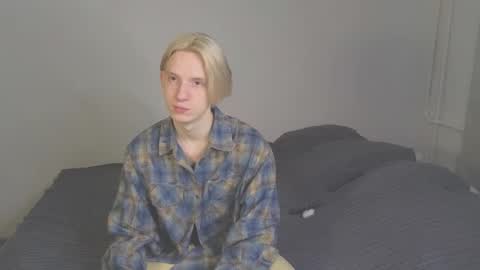 Snapshot of ron_vilss chatting on 02.01.26 Ron online show from 02.01.26