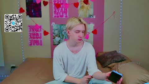 Snapshot of ron_vilss chatting on 02.21.26 Ron online show from 02.21.26