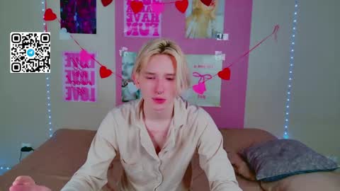 Snapshot of ron_vilss chatting on 02.23.26 Ron online show from 02.23.26