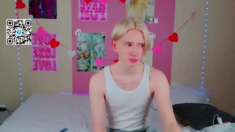 Snapshot of ron_vilss chatting on 02.27.26 Ron online show from 02.27.26