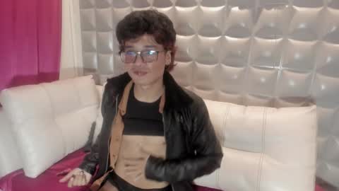 Ronald Thompson online show from 02.26.26