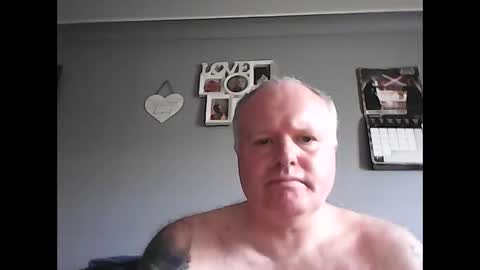 Snapshot of ronandoyle78 chatting on 03.02.26 Horny Guy online show from 03.02.26