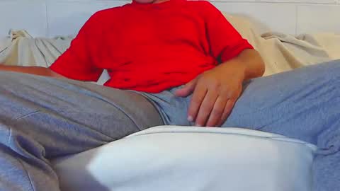 Snapshot of roney58 chatting on 11.18.25 roney58 online show from 11.18.25