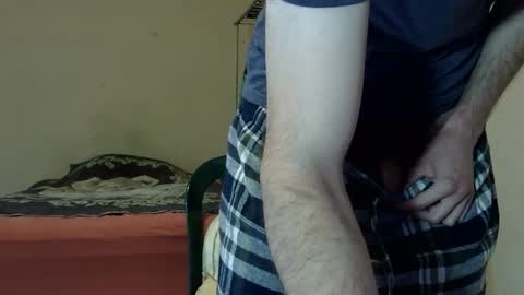 Snapshot of ronniemaster chatting on 01.15.25 ronniemaster online show from 01.15.25